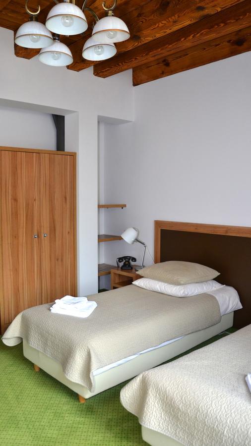 Tawerna Kaper Hotel Ilawa Ngoại thất bức ảnh