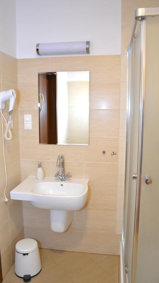Tawerna Kaper Hotel Ilawa Ngoại thất bức ảnh