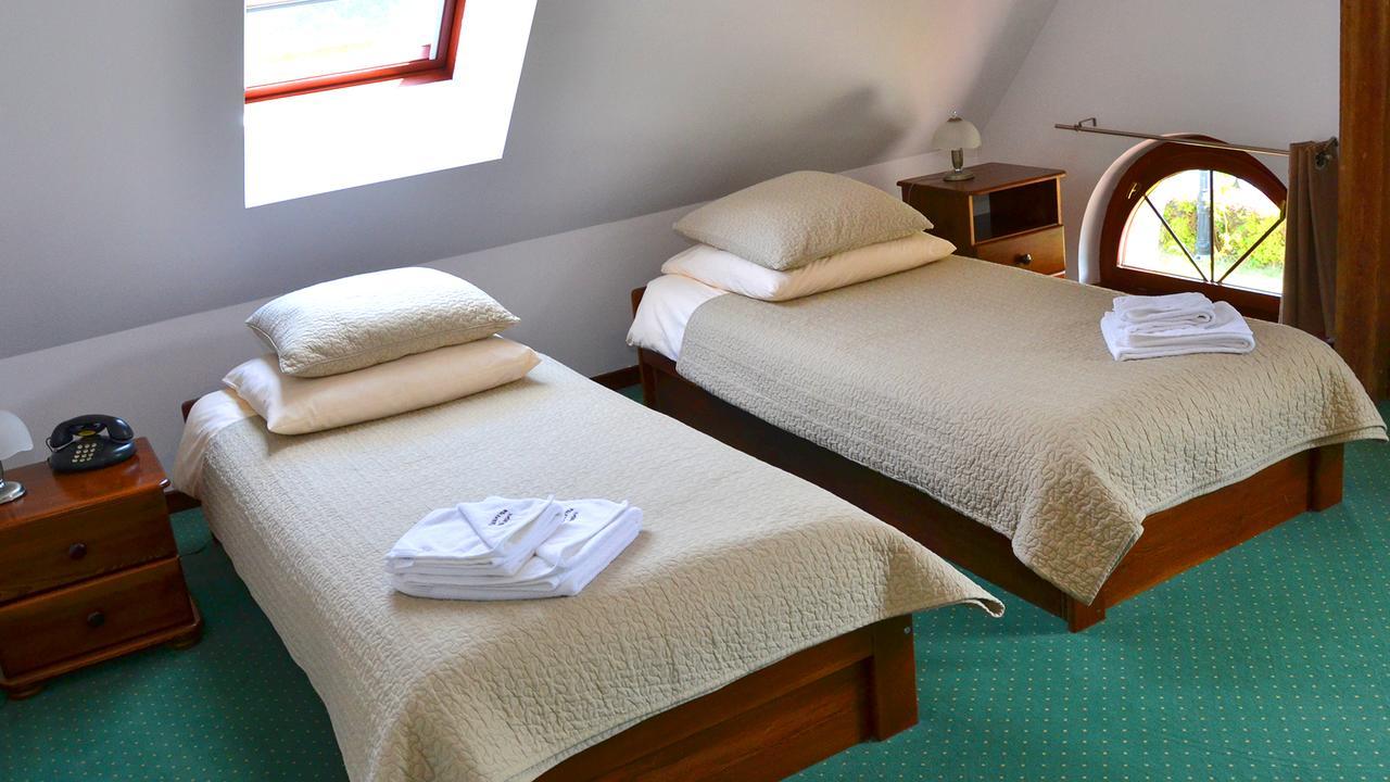 Tawerna Kaper Hotel Ilawa Ngoại thất bức ảnh